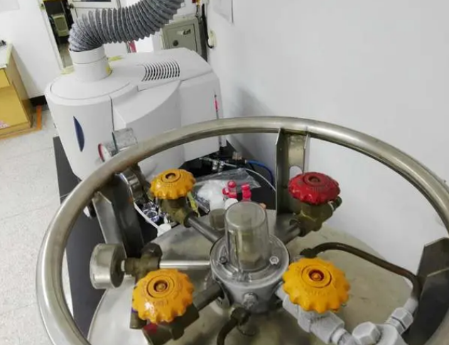 自增壓液氮罐 自增壓液氮罐